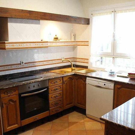 Sagastienea Villa Con Piscina Y Tenis En La Rioja Samaniego Luaran gambar