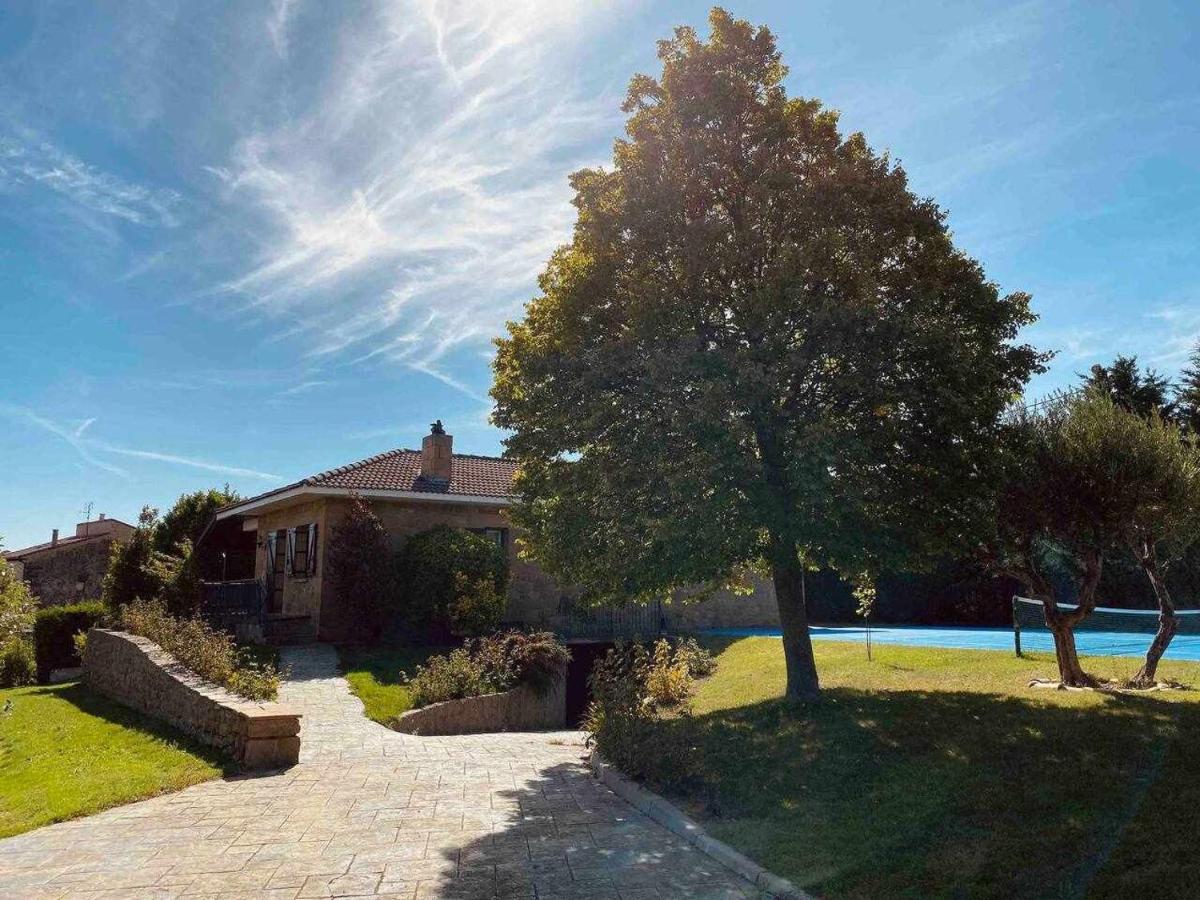 Sagastienea Villa Con Piscina Y Tenis En La Rioja Samaniego Luaran gambar