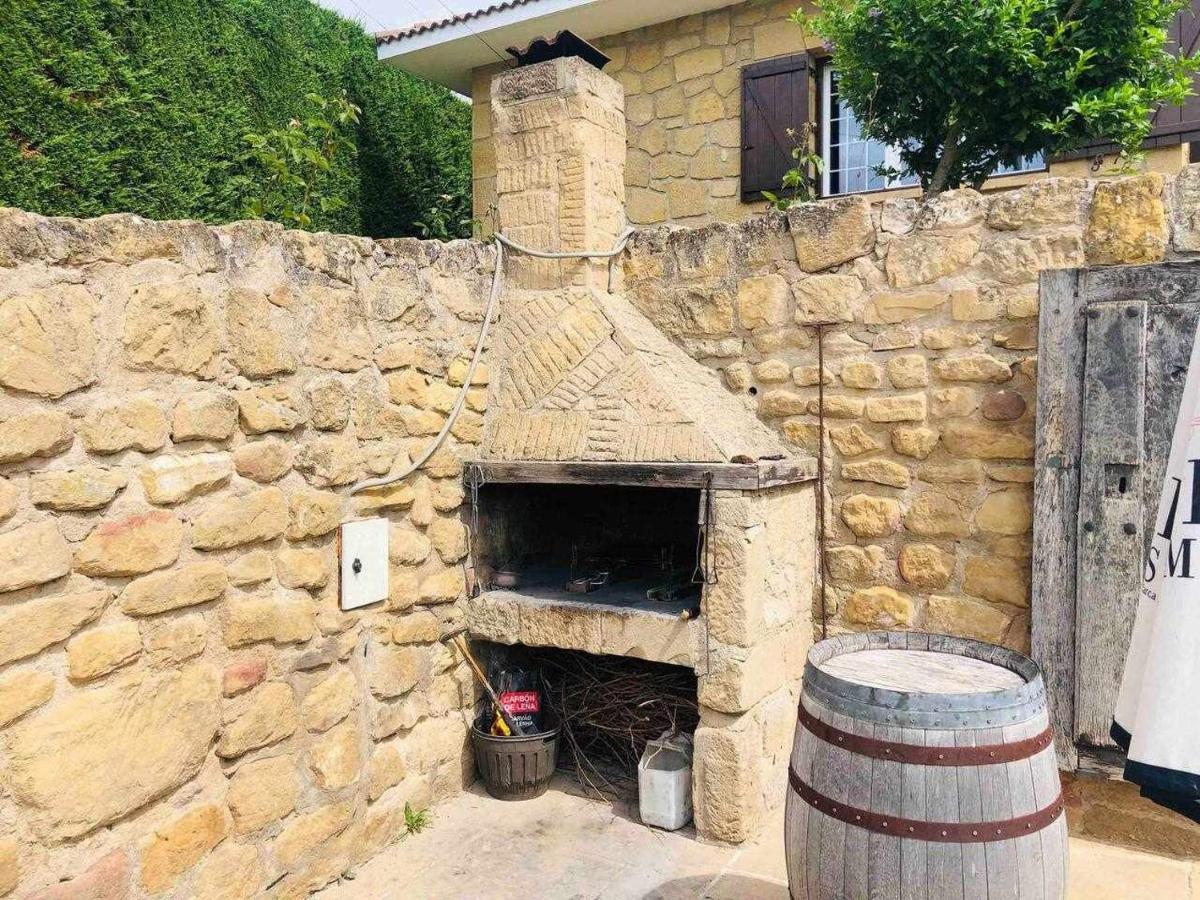 Sagastienea Villa Con Piscina Y Tenis En La Rioja Samaniego Luaran gambar